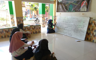 Kegiatan belajar Mengajar PKBM AL-HIKMAH - Kelas Layanan Desa
